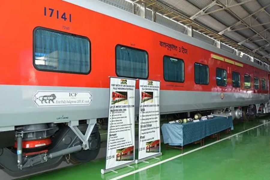 Food for premium trains like Vande Bharat will be made in Jhansi, Railways itself will review